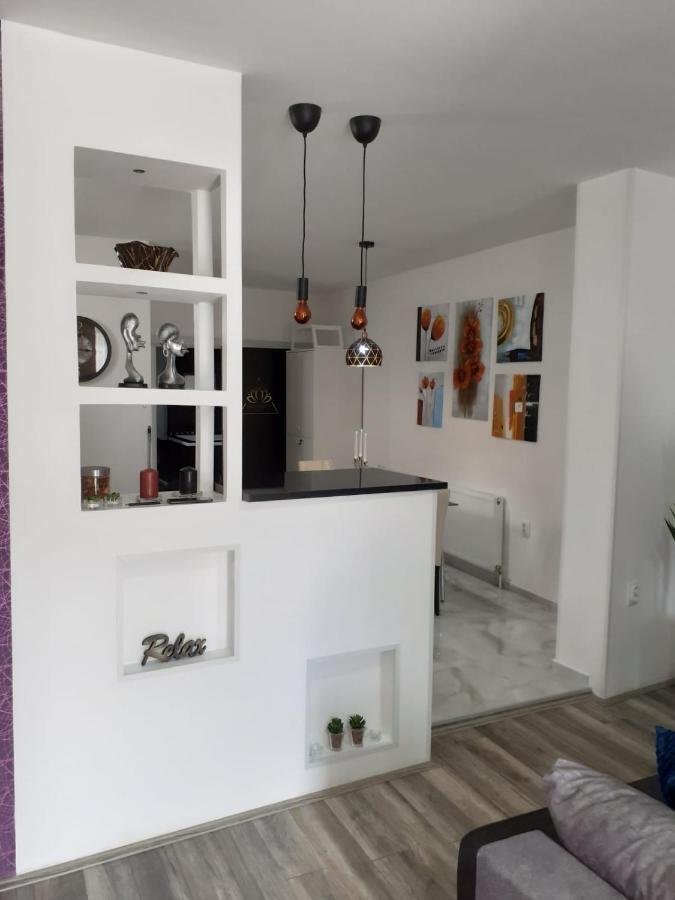 Infinity Spa Ζρένιανιν Εξωτερικό φωτογραφία