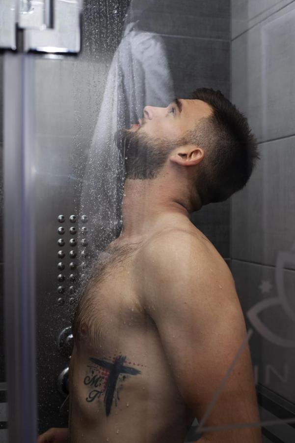 Infinity Spa Ζρένιανιν Εξωτερικό φωτογραφία